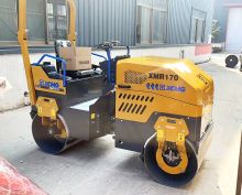 XCMG Official 1.7t Mini Double Drum Vibratory Road Roller XMR170 Price for Sale